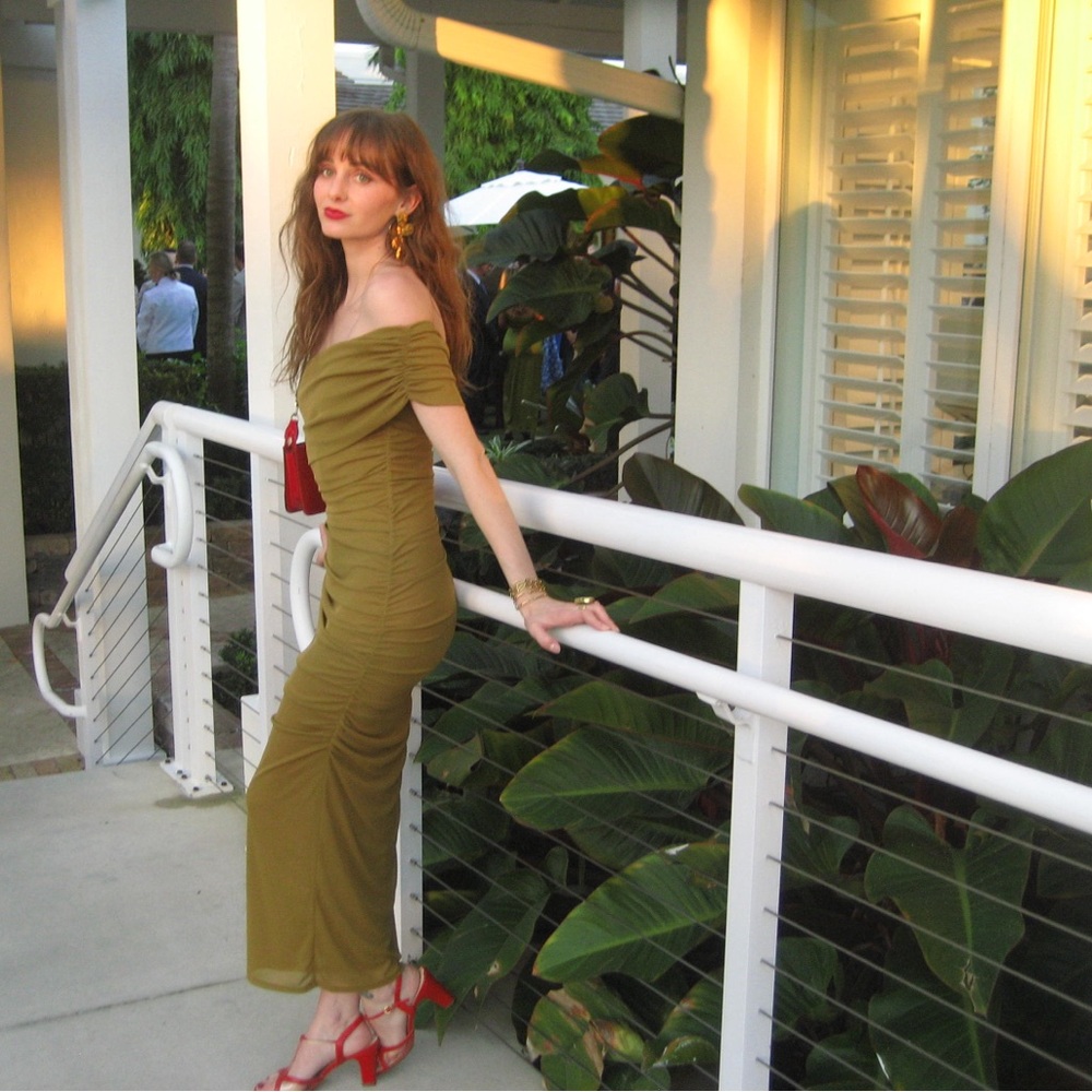 Meet your Posher, Avery